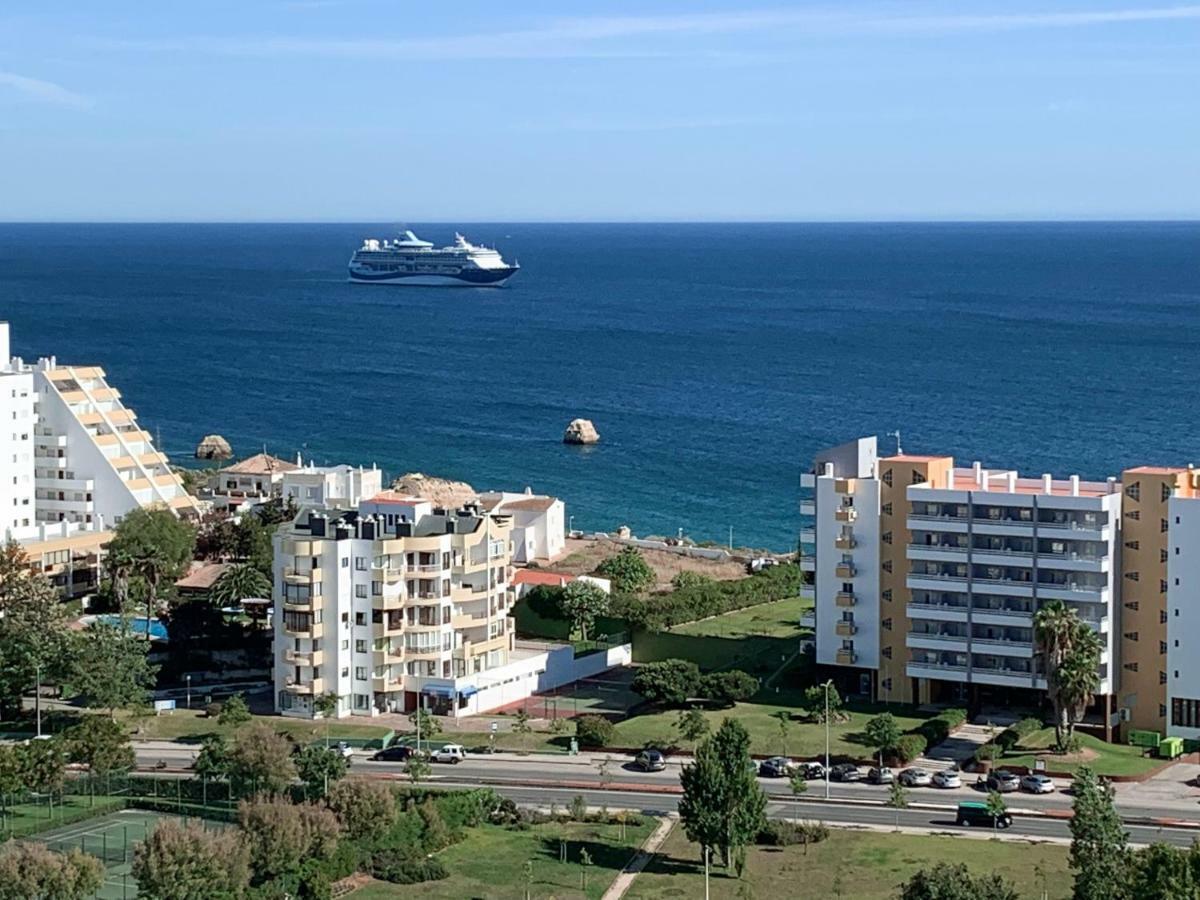 Panoramic Apartment In Portimao: Ocean View, Wifi Luaran gambar