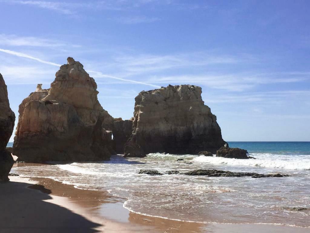 Panoramic Apartment In Portimao: Ocean View, Wifi Luaran gambar